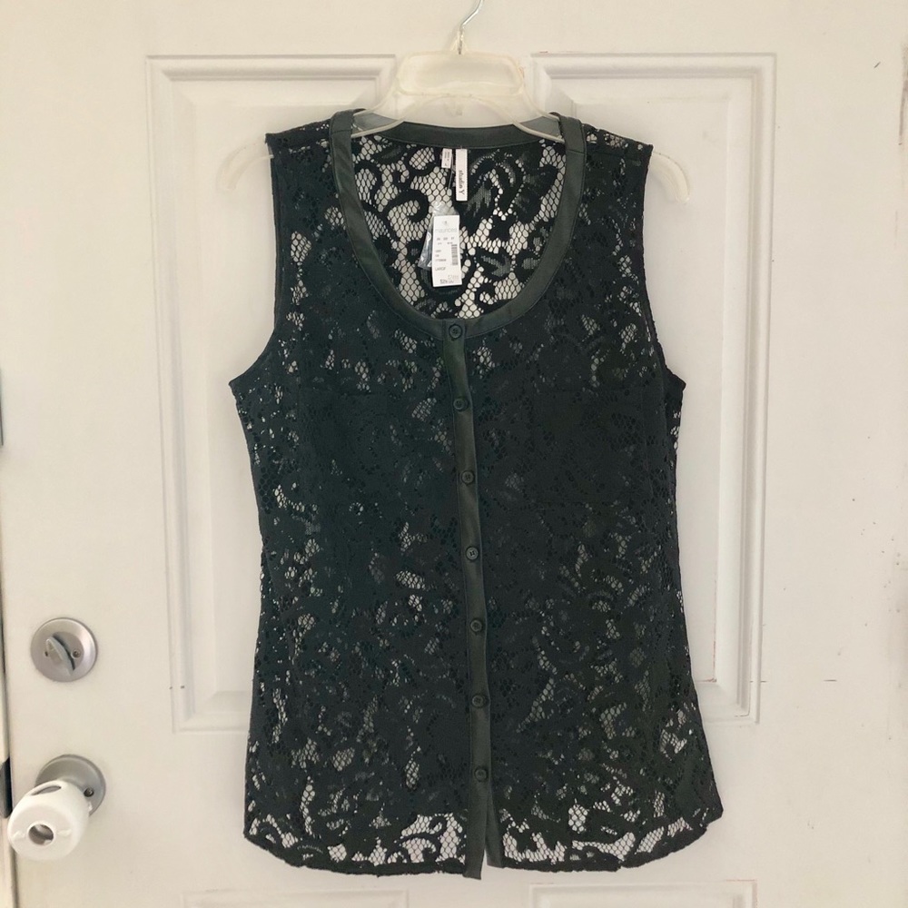 NWT Maurices Top